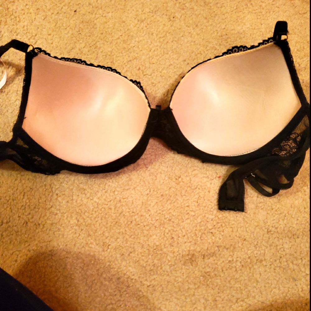 Bra - Picture 2 of 4